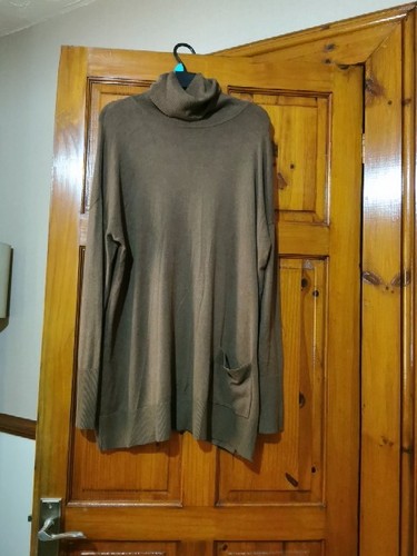 Ladies roll neck tunic - neck,